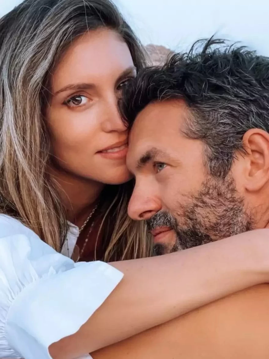 Αθηνά Οικονομάκου Μιχόπουλος παλιά φωτογραφία που έσβησε