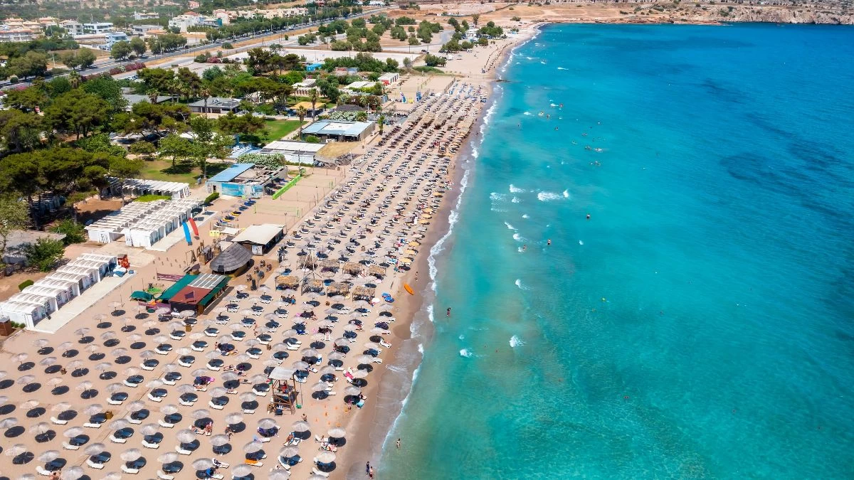 Μεγάλη προσοχή: Αυτές είναι οι 11 ακατάλληλες για κολύμπι παραλίες της Αττικής!