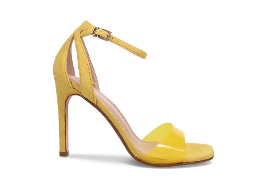 κίτρινα πέδιλα