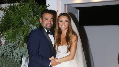 Παύλος Πετρουλάκης: Αδυνατισμένος και χαμογελαστός στα ελληνικά νησιά - Πως είναι σήμερα ο σύζυγος της Ελένης Τσολάκη