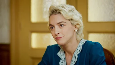 Η Γιούλικα Σκαφιδά αποχαιρετά τις «Ψυχοκόρες» και αποκαλύπτει: «Μετά τον πρώτο μήνα γυρισμάτων ξεκίνησε η εγκυμοσύνη μου»