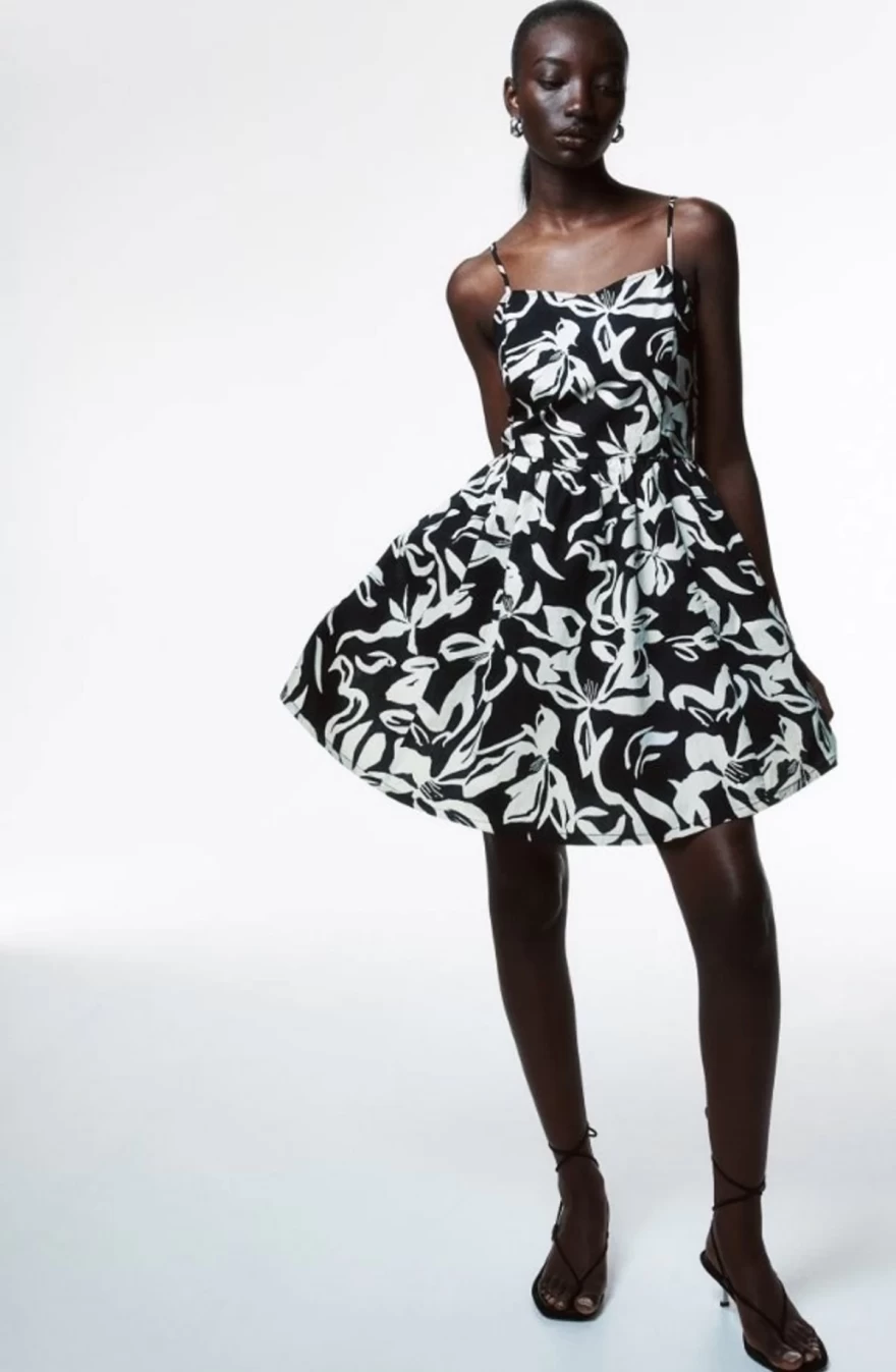 εμπριμέ μίνι φόρεμα Η&Μ