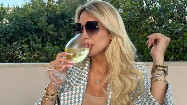 Κωνσταντίνα Σπυροπούλου: Σε αυτό το πιάτο "ορκίζεται" για να χάσει τα κιλά της δεύτερης εγκυμοσύνης