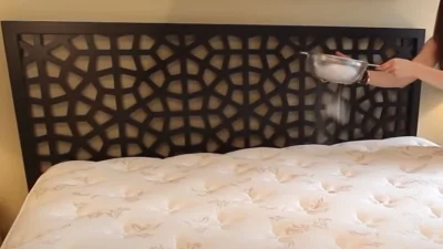 Το μυστικό που δεν σου λέει κανείς: Πασπάλισε το στρώμα του κρεβατιού με μαγειρική σόδα - Αυτό που θα δεις θα σε εκπλήξει