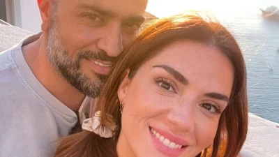 Βάσω Λασκαράκη & Λευτέρης Σουλτάτος: Οι πρώτες εικόνες από τις διακοπές τους – Ποιο νησί επέλεξαν