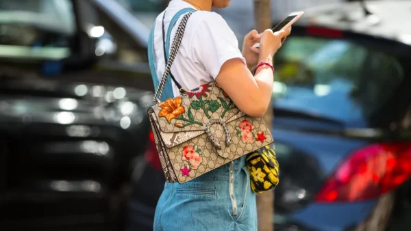 Πώς θα φορέσεις τη βερμούδα το καλοκαίρι σαν Γαλλίδα - 10 συμβουλές στυλ