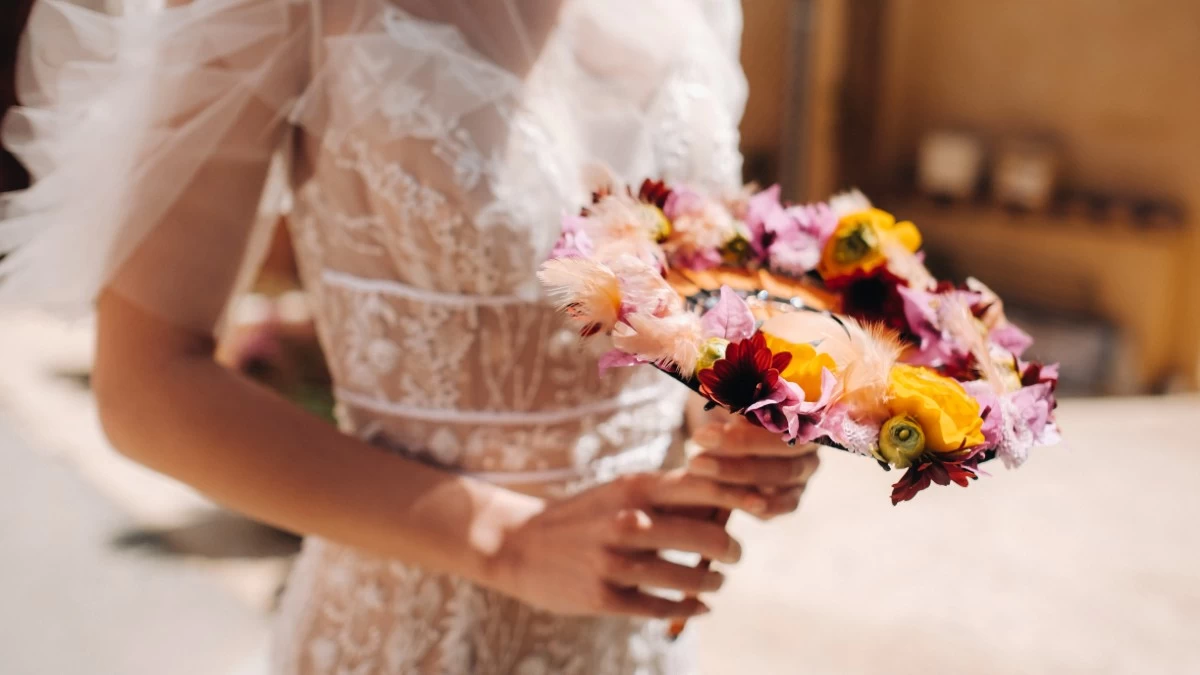 To πιο απροσδόκητο νυφικό όλων των εποχών - Σίγουρα δεν έχεις δει κάτι παρόμοιο σε γάμο