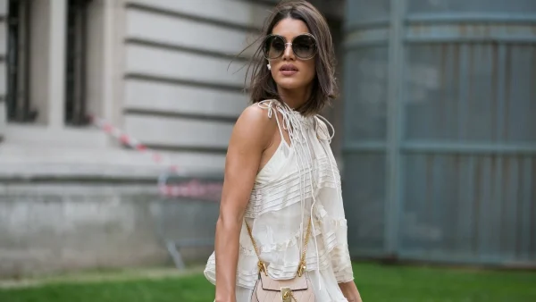 Τα 5 top καλοκαιρινά μπλουζάκια που δεν πρέπει να λείπουν από την γκαρνταρόμπα σου