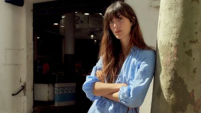 Zara Εκπτώσεις: 7 φορέματα για το νησί & την πόλη μόνο με 9,99 ευρώ