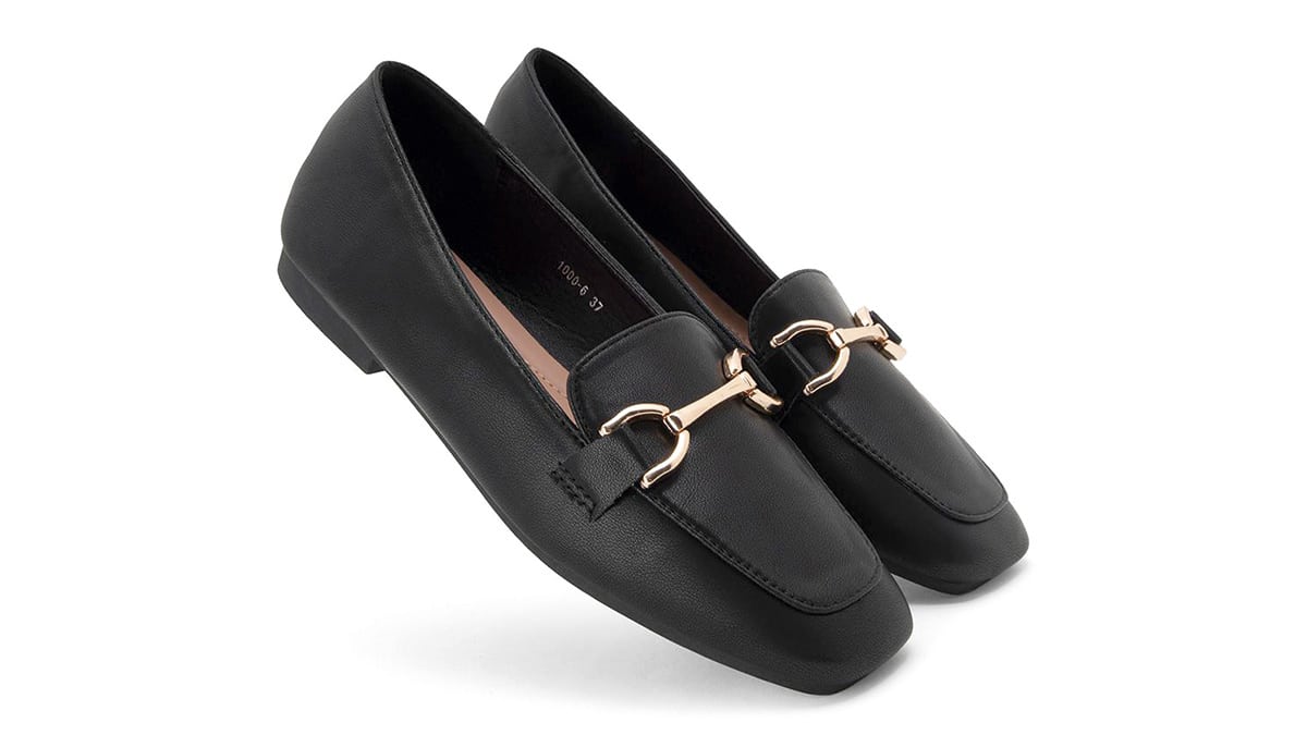 Oxfords, Bozikis, €24, bozikis.gr