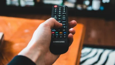 Αναλυτικά η τηλεθέαση του Σαββάτου 10/8 - Πρόγραμμα ξεκίνησε από το 0,9% και έφτασε στο 13,5%