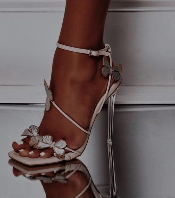 Τακούνια με 3D σχέδια