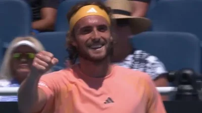 Στέφανος Τσιτσιπάς: Του έφερε γούρι η απουσία του πατέρα του – Άλλαξε προπονητή και επέστρεψε στις νίκες