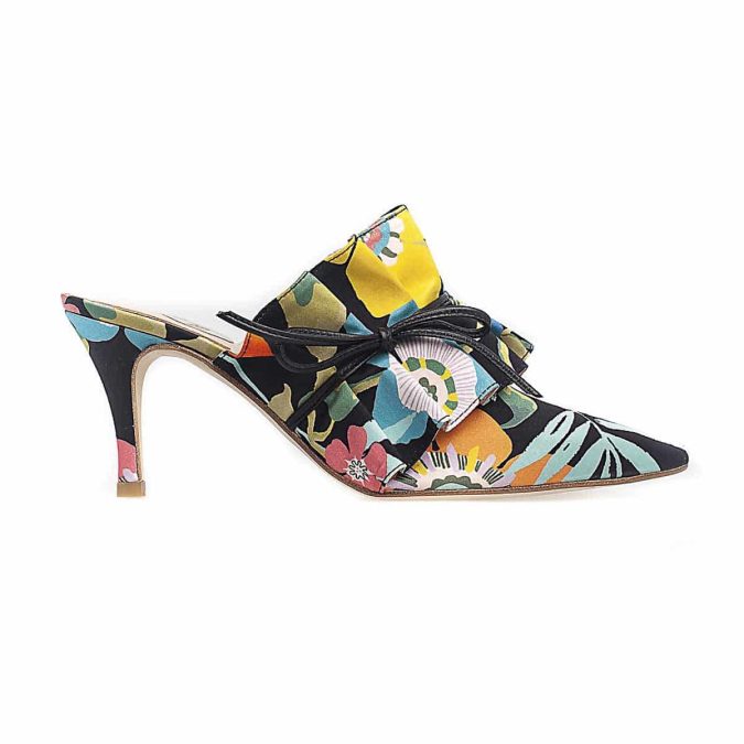 Μules, €85, karys.gr