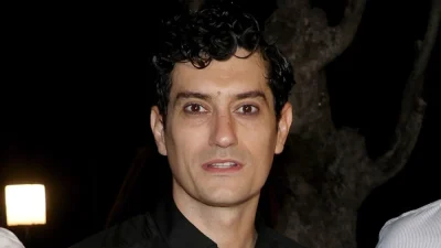 Αργύρης Πανταζάρας: Η πρώτη δημόσια εμφάνιση μετά την απώλεια του πατέρα του - Η τρυφερή στιγμή με την Σίσσυ Τουμάση