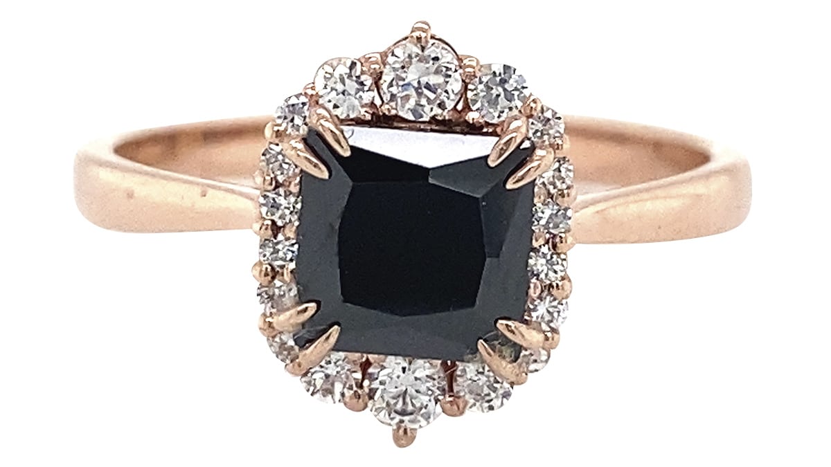 Δαχτυλίδι από ροζ χρυσό 18Κ με διαμάντια, DIAMONDJOOLS, €1.900, www.diamondjools.gr