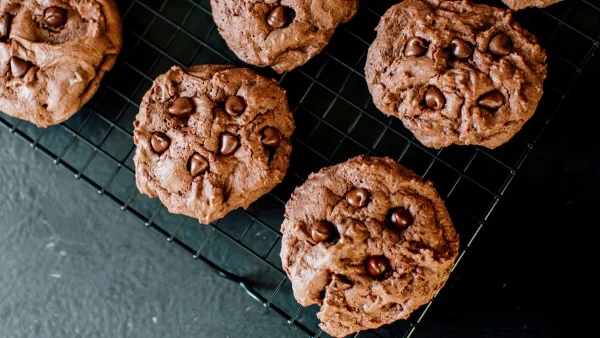 Εύκολη συνταγή για μπισκότα χωρίς γλουτένη - Το κόλπο στο πλάσιμο για να βγουν τραγανά