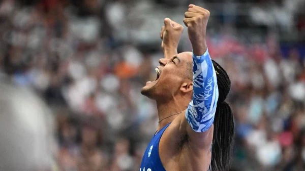 Εμμανουήλ Καραλής - «Πέταξε» στα 5.90μ. και κατέκτησε το χάλκινο μετάλλιο στο επί κοντώ!