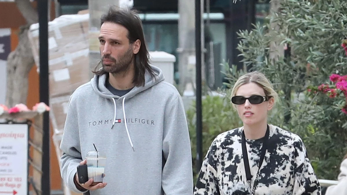 Έγκυος στο δεύτερο παιδάκι της η Κωνσταντίνα Κομμάτα - Πατέρας ξανά ο Γιώργος Σαμαράς