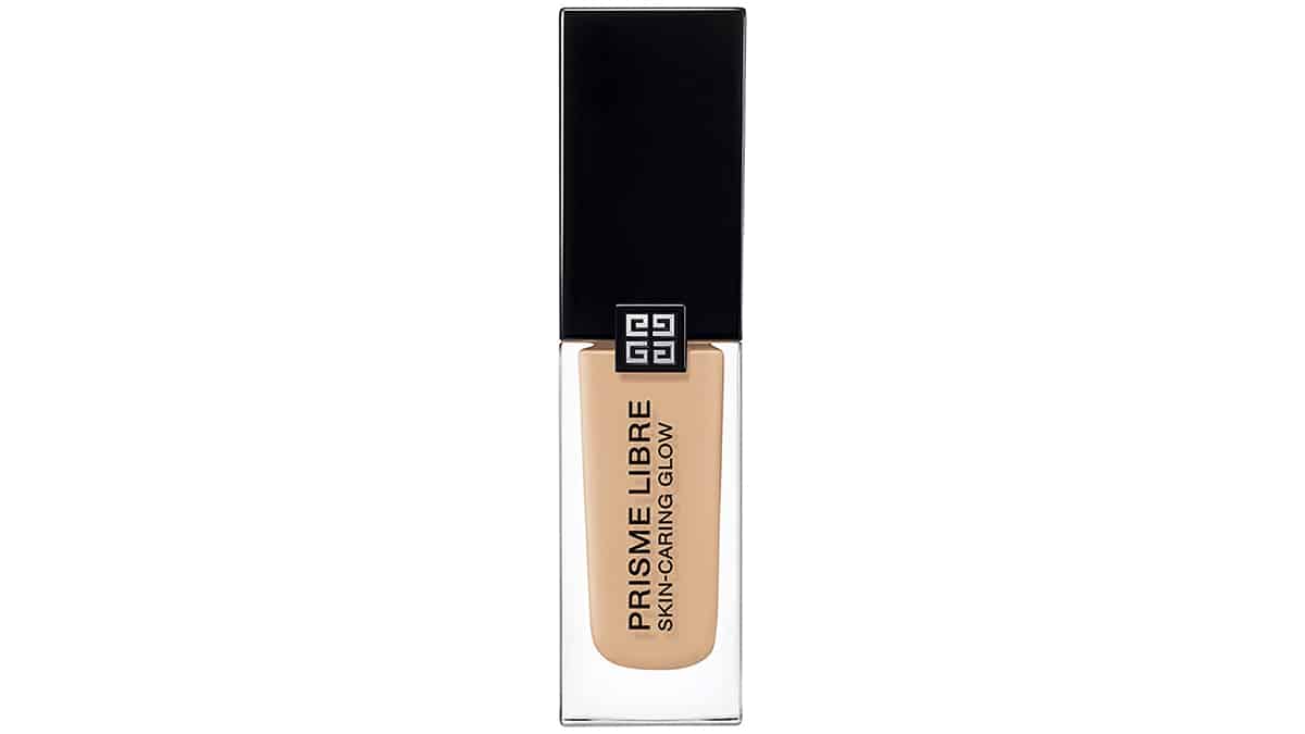 Υγρό makeup που περιποιείται την επιδερµίδα, Prisme Libre Glow Νο2, Givenchy, €54,40