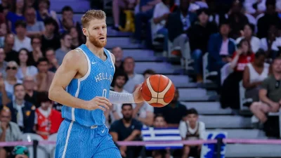 Παρίσι: Ο λόγος που η Εθνική Ελλάδος θα μείνει σε ξενοδοχείο - Τι συνέβη στο Ολυμπιακό χωριό;