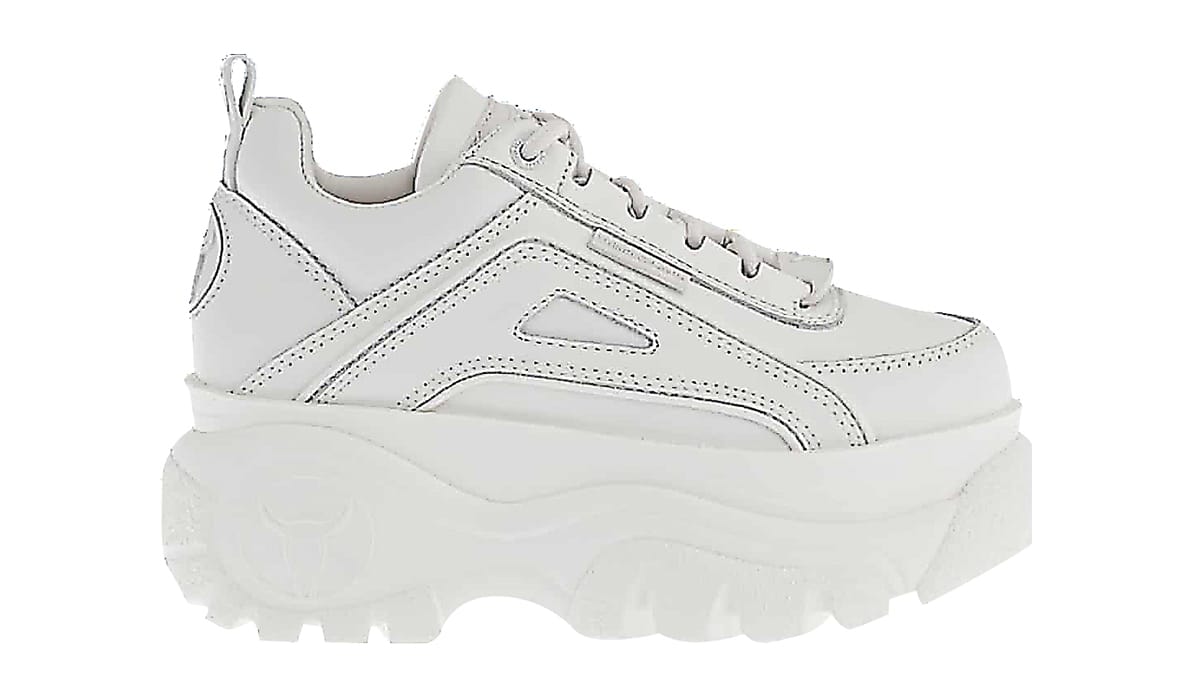 Sneakers, Windsor Smith, €129, favela.gr