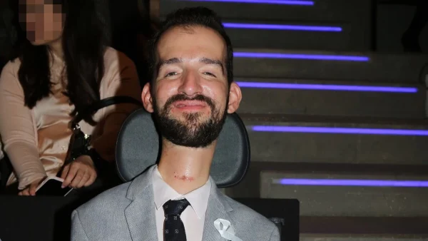 Στέλιος Κυμπουρόπουλος: Συγκλονίζει η εξομολόγηση του - «Σήμερα ναι γιορτάζω, γιατί είμαι ζωντανός!»