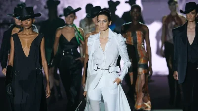 Must-have πανωφόρια: Αυτές είναι οι κορυφαίες τάσεις που θα φοράμε τη νέα σεζόν