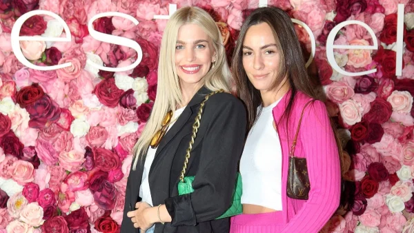 Βάλια Χατζηθεοδώρου - Μαρία Παπαγεωργίου: Τα κορίτσια ξενυχτάνε δυο δυο και μαγνητίζουν τα αντρικά βλέμματα