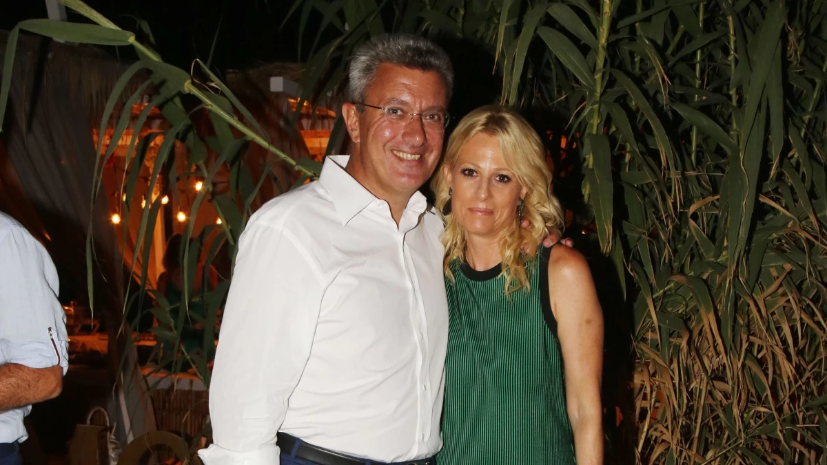 Νίκος Χατζηνικολάου: «Δέχθηκα επίθεση!!» - Τα φιλιά με την Κρίστη Τσολακάκη σε ειδυλλιακό μέρος