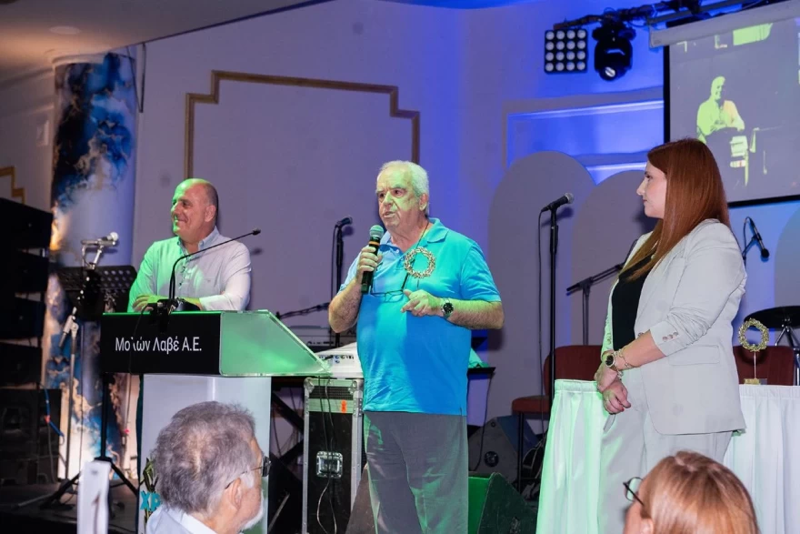 εξαιρετικό παρθένο ελαιόλαδο