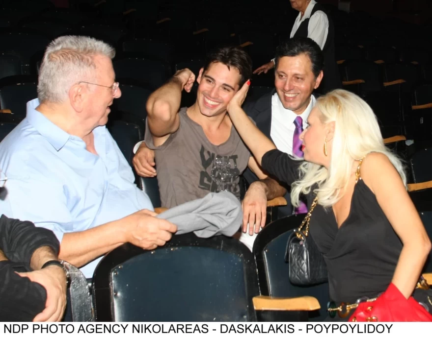 Κώστας Βουτσάς - Άνθιμος Ανανιάδης με τους γονείς του, Εύη Καραγιάννη & Τιμόθεο Ανανιάδη