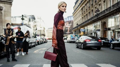 12 ιδέες για φθινοπωρινά looks που συνδυάζουν τις μεγαλύτερες τάσεις της νέας σεζόν