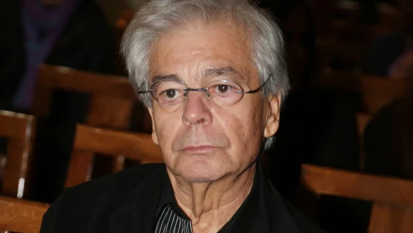 Πέθανε ο Γιάννης Μόρτζος στα 84 του: Νοσηλευόταν με σοβαρό καρδιολογικό πρόβλημα