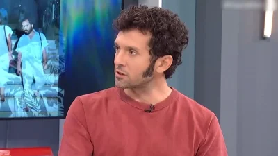 Δημήτρης Μοθωναίος – Αυτή η ηθοποιός ήταν ο νεανικός του έρωτας: «Μας είχαν αφήσει στο καμαρίνι με κάτι κεριά...»