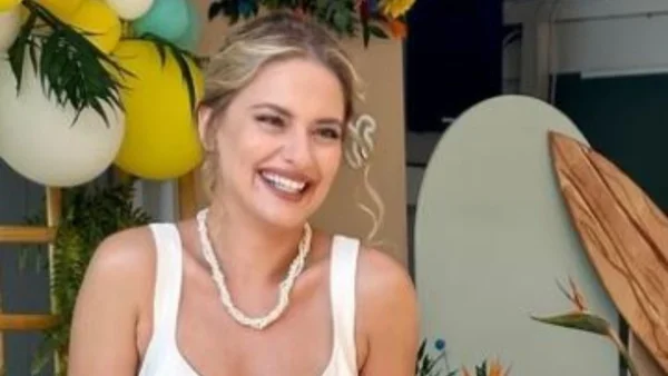 Ντόρα Μακρυγιάννη: Στιγμές ευτυχίας για την πρωταγωνίστρια - Έγινε νονά ενός μικρού αγοριού