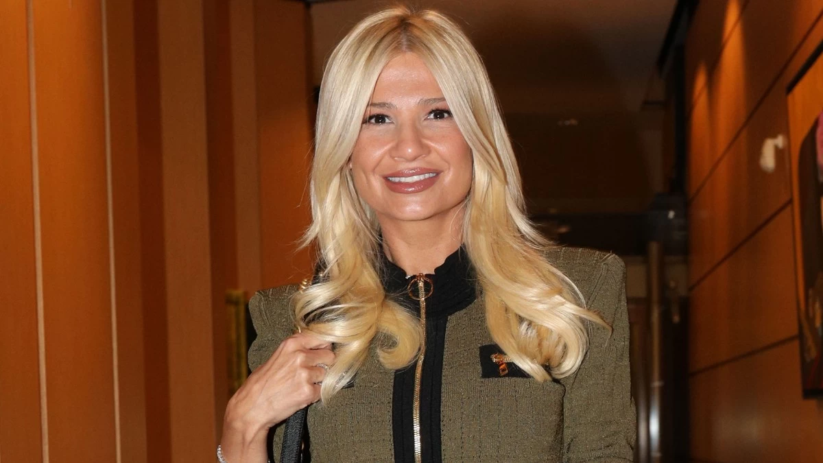 Φαίη Σκορδά: Οι πρώτες εικόνες από την επίσημη φωτογράφιση για το Buongiorno στο MEGA