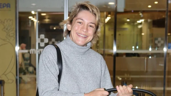 Γιούλικα Σκαφιδά – Ο γιος της ανακαλύπτει τα μουσικά του ταλέντα και εκείνη καμαρώνει