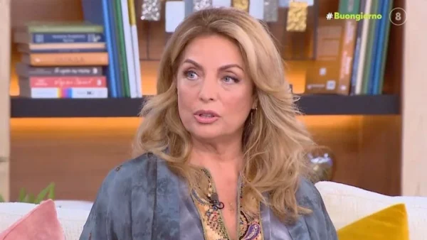 Άντζελα Γκερέκου: «Όταν συμβαίνει μια απώλεια...» - Η σπάνια εξομολόγηση για τη ζωή με την κόρη της μετά τον χαμό του Τόλη Βοσκόπουλου