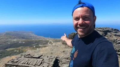 Happy Traveller: Ο Ευτύχης Μπλέτσας επιστρέφει στον ΣΚΑΪ - Το trailer της 10ης σεζόν