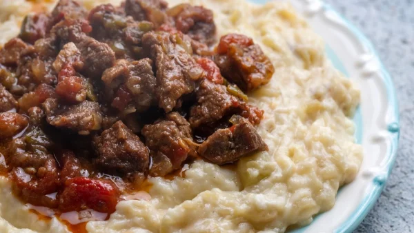 Χουνκιάρ μπεγιεντί: Η αυθεντική συνταγή της Πόλης - Τα 6 μυστικά για να σου βγει «λουκούμι»