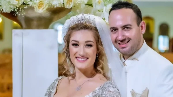 Ιλάειρα Ζήση: Η εξομολόγηση για την επιλόχειο κατάθλιψη - Οι φωτογραφίες με την μητέρα της και τα πεθερικά της