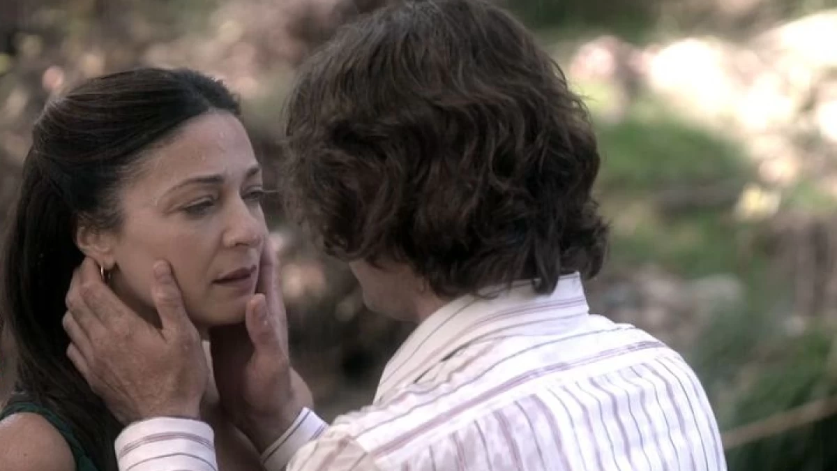 Ηλέκτρα: «Δεν με αγάπησε ποτέ» - Παντρεύει με το ζόρι την κόρη της με τον εραστή της