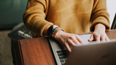 Στη «φάκα» της ΑΑΔΕ πασίγνωστη Ελληνίδα influencer: «Ξέχασε» να δηλώσει 350.000€ σε πωλήσεις