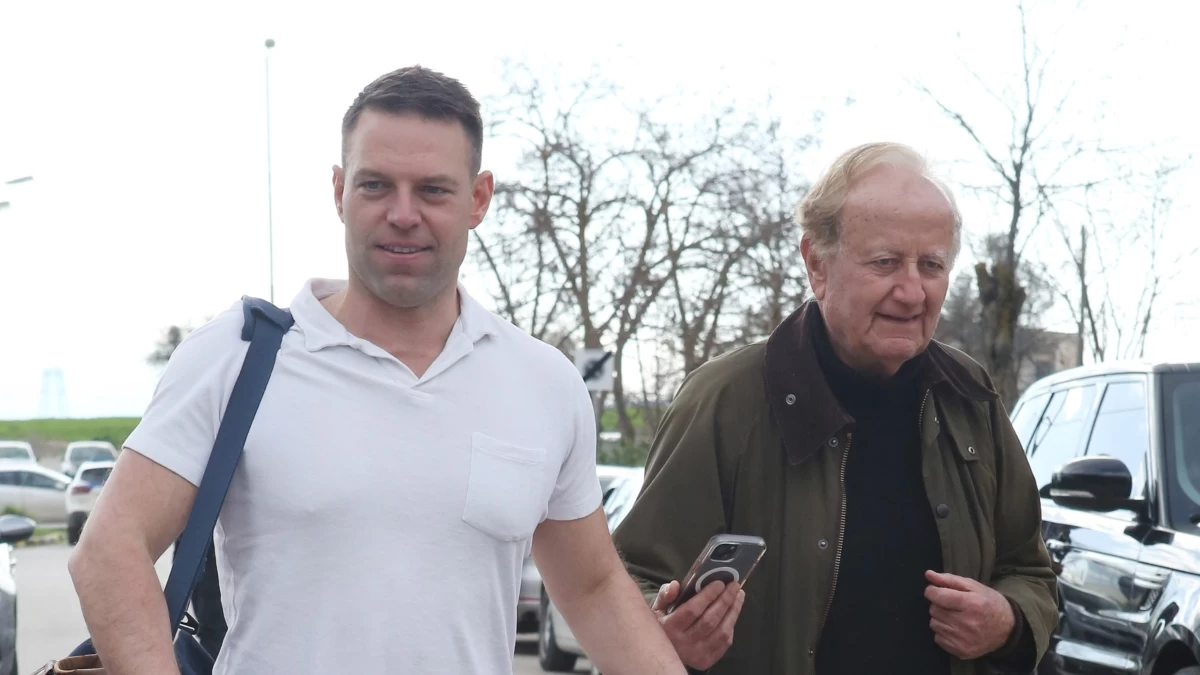 Στέφανος Κασσελάκης: Οι πρώτες δηλώσεις του πατέρα του μετά την αποπομπή του - Πού βρίσκεται ο πρώην πρόεδρος του ΣΥΡΙΖΑ