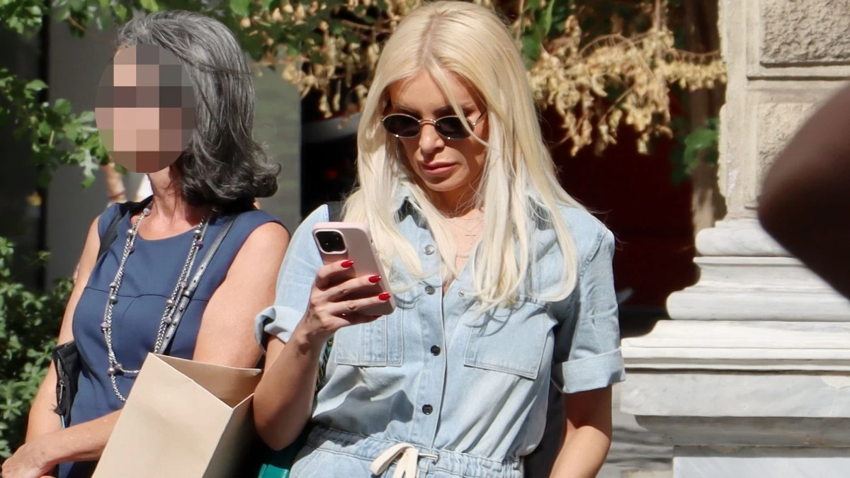 Κατερίνα Καινούργιου: Στο κέντρο της Αθήνας χωρίς μακιγιάζ VS H αλλαγή της στα χέρια των ειδικών