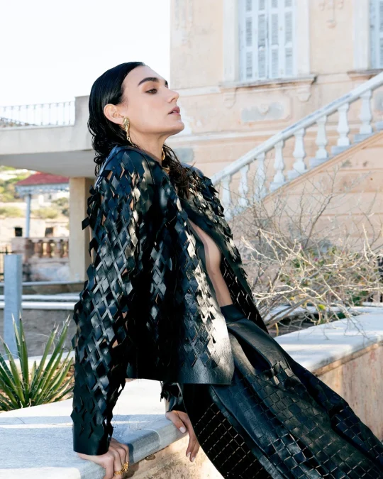 Δερμάτινο σακάκι με laser-cut