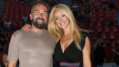 Ναταλί Κάκκαβα για Γρηγόρη Γκουντάρα: «Είμαι κάτι παραπάνω από ερωτευμένη με τον άντρα μου! Τον αγαπάω βαθιά και θέλω...»