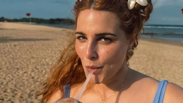 Εβελίνα Νικόλιζα: Δέχθηκε επίθεση από γνωστό Έλληνα τραγουδιστή - «Βρε τυχάρπαστη...»