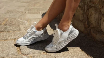 Shoe trends F/W 2024: Αυτά τα φλατ παπούτσια θα απογειώσουν τις φθινοπωρινές σου εμφανίσεις